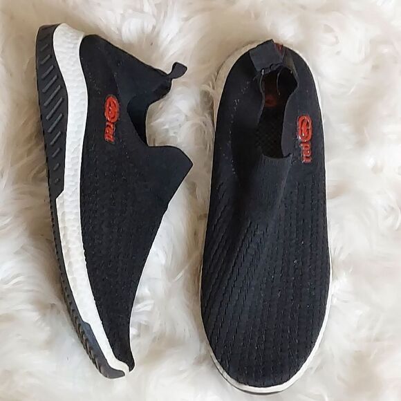 Red by Marc Ecko soft sole Pull-on sneakers - Picture 11 of 11